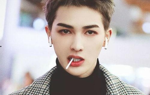 娱乐吃瓜社朱正廷,娱乐吃瓜社中的璀璨星辉